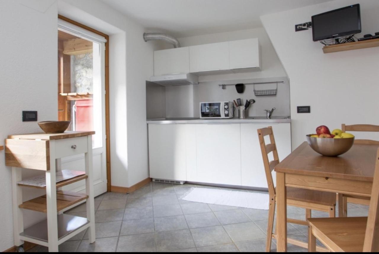 Casa Carcentina Apartment บอร์มิโอ ภายนอก รูปภาพ