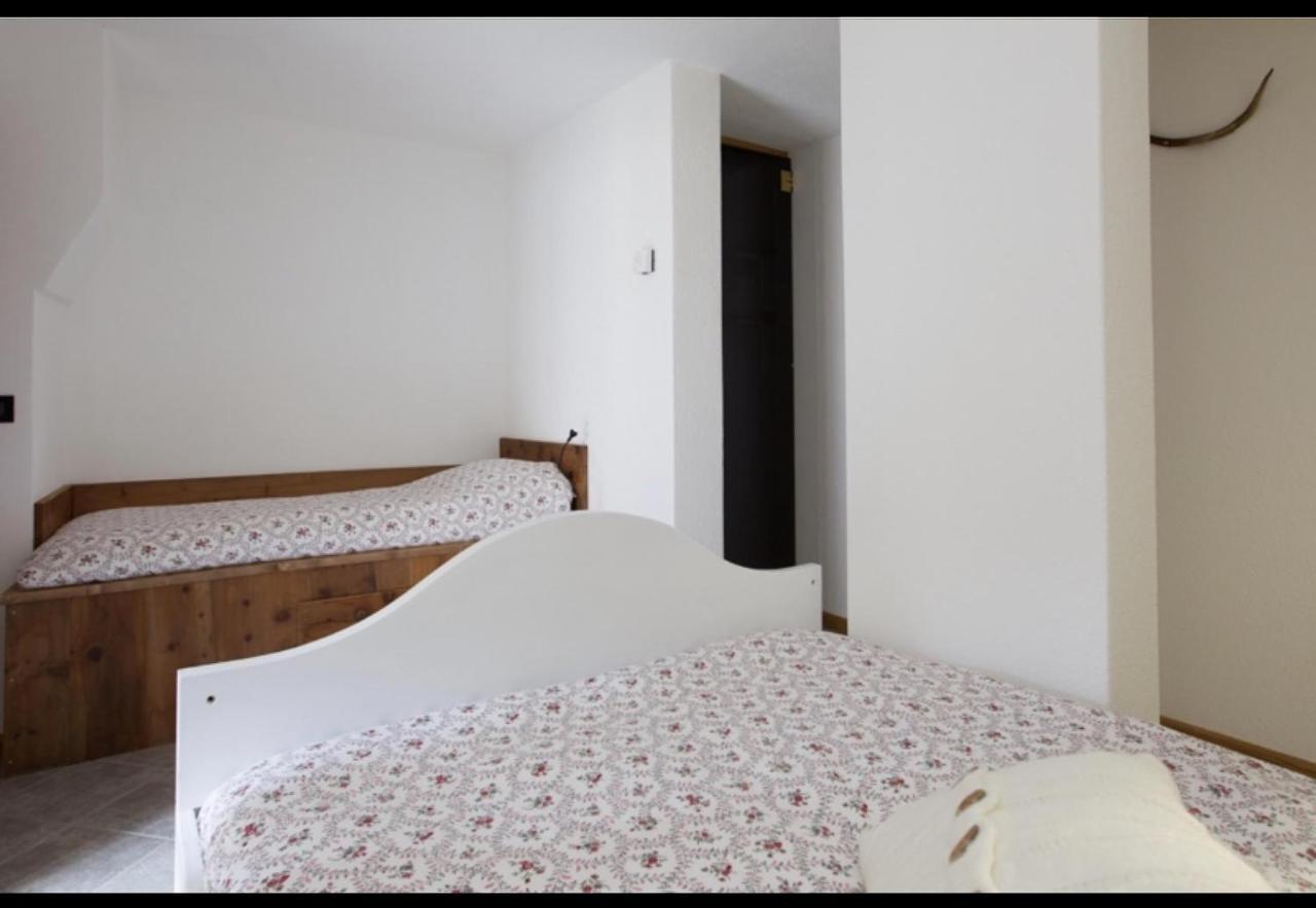 Casa Carcentina Apartment บอร์มิโอ ภายนอก รูปภาพ